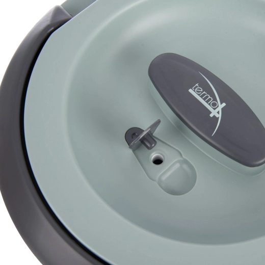 Tesné veko s odvzdušňovacím ventilom