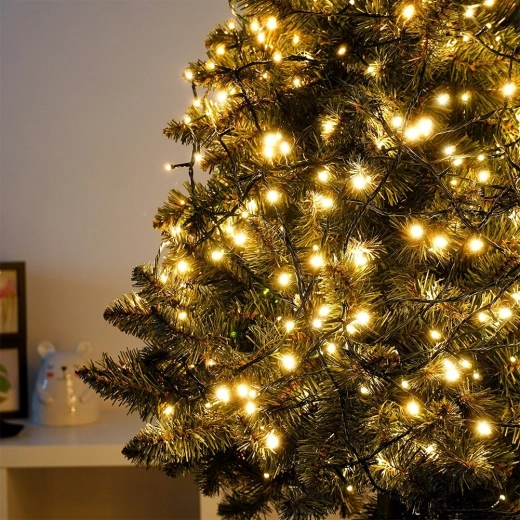 Vnútorné aj vonkajšie použitie vďaka IP44