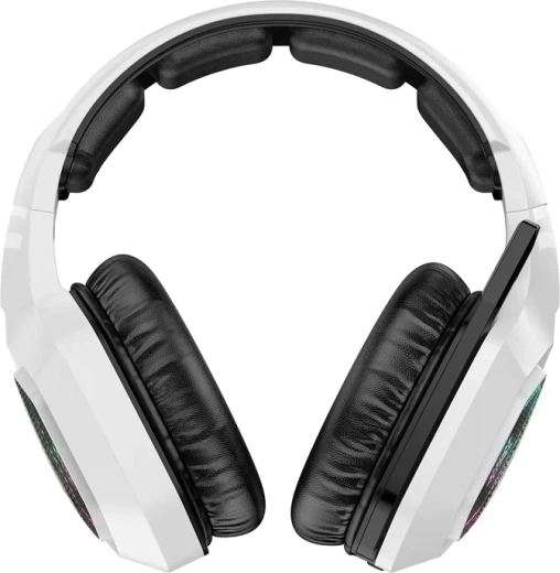 50 mm meniče a priestorový stereo zvuk