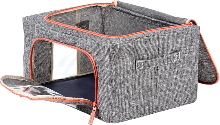 Dvojité zipsy zhora aj spredu pre rýchly prístup