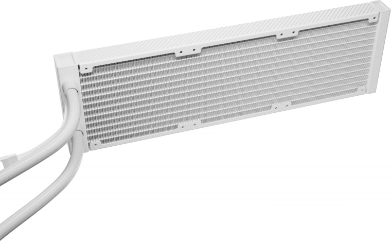 360mm radiátor a 3× PWM ventilátor pre vysoký výkon