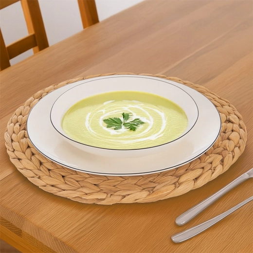 Hlboký tvar pre bezstarostné servírovanie