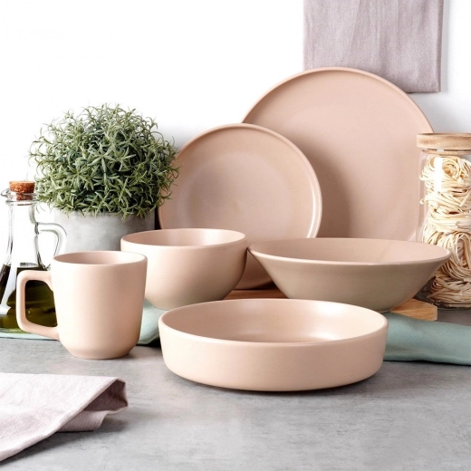 Štýl, ktorý ladí s každým stolom