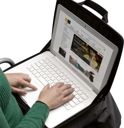 Notebook môžete používať priamo v puzdre