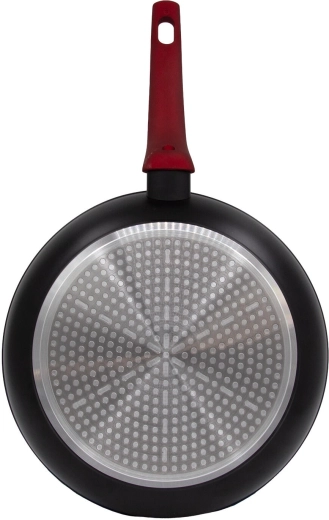 Kompatibilná s indukciou a všetkými varnými doskami