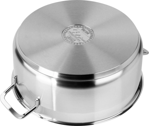 Kompatibilný so všetkými sporákmi vrátane indukcie