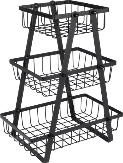 Trojposchodový dizajn pre maximálnu úsporu miesta