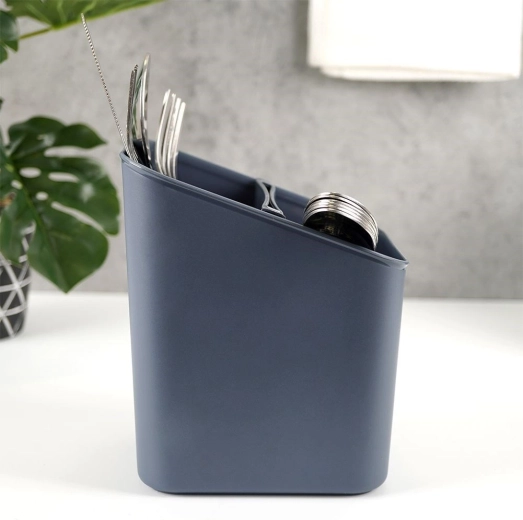 Dve priehradky so separátorom