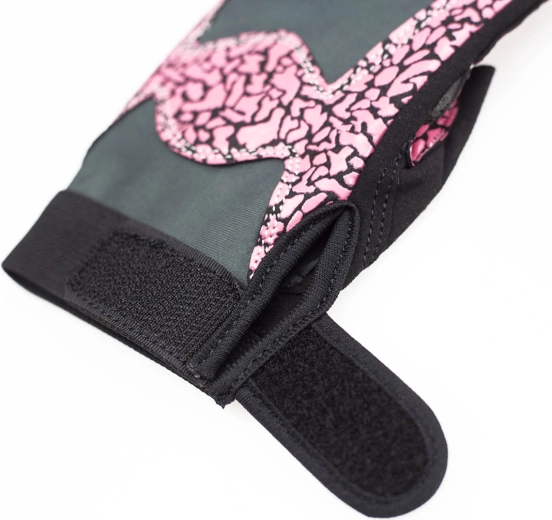 Bezpečné zapínanie na suchý zips