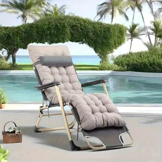 Silné polstrovanie a stabilný rám