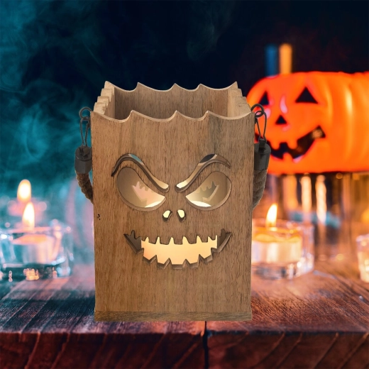 Halloweenský svetelný efekt vďaka vyrezávanému motívu
