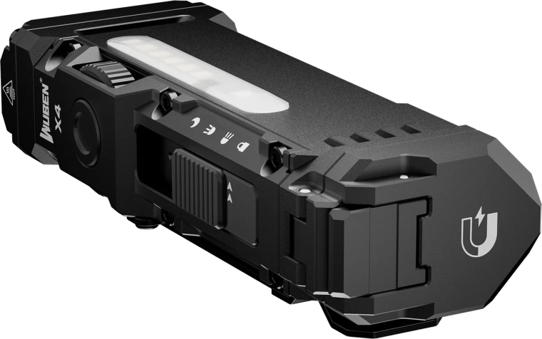 Hands‑free vďaka magnetickej pätke a klipu