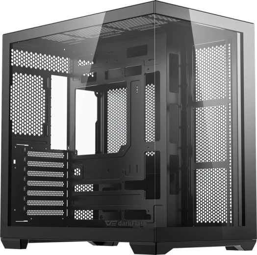 Priestor pre veľké GPU a flexibilná montáž
