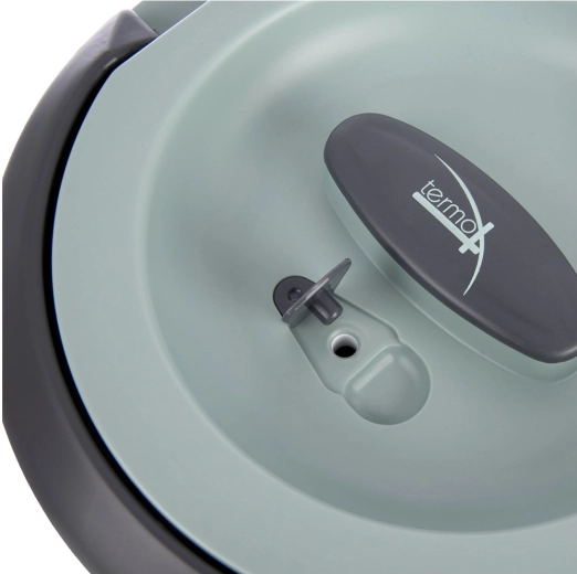 Tesné veko s odvzdušňovacím ventilom