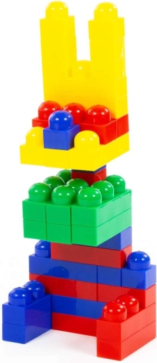 159 farebných dielikov na nekonečné stavanie