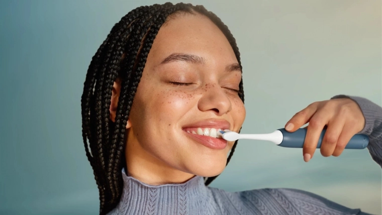 Ergonomická rukoväť a šetrná starostlivosť o ďasná