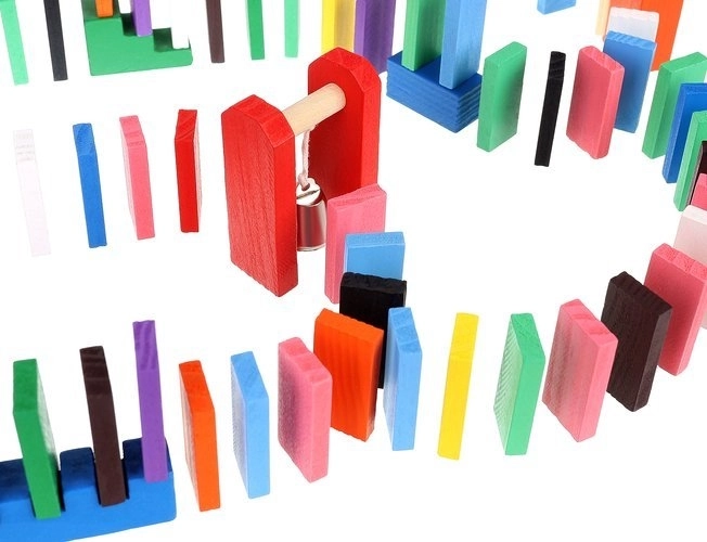 1131 dielov pre veľké domino dráhy