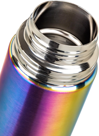 Vákuová dvojplášťová izolácia pre dlhé udržanie teploty