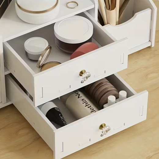 Chytré členenie a dve zásuvky