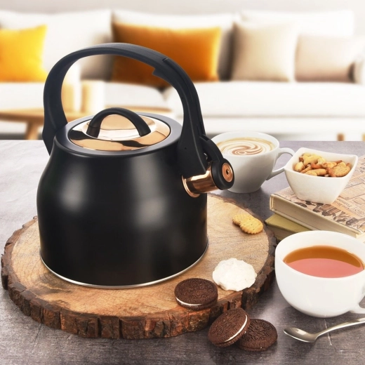 Elegantný čiernozlatý dizajn do každej kuchyne