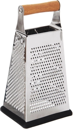 4 strany pre maximálnu univerzálnosť