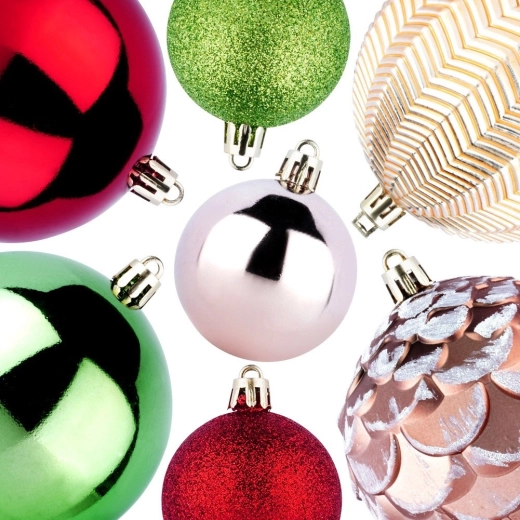 Mix veľkostí a povrchov pre bohatý efekt