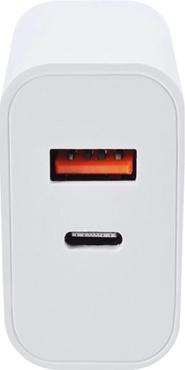 Dva porty: USB-A + USB-C
