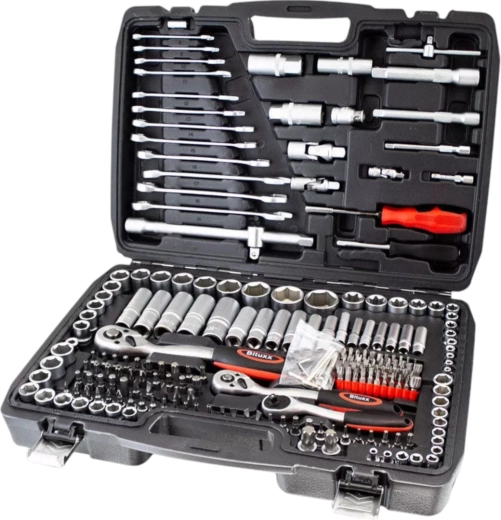 Prehľadná organizácia v pevnom kufri