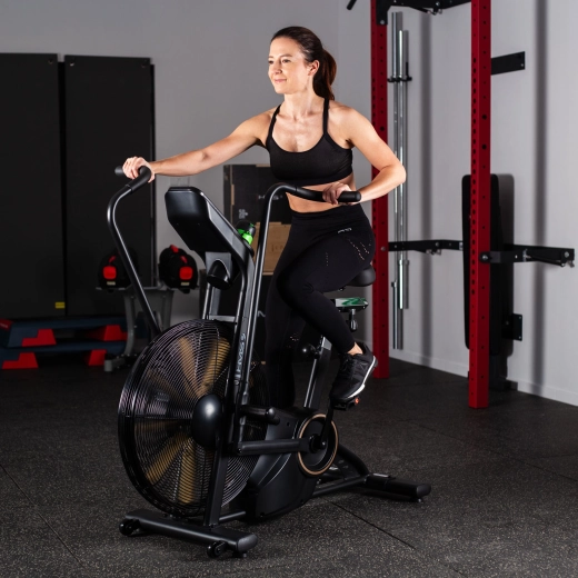 Prehľadný LCD displej a komfortné nastavenie