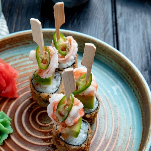 Univerzálne pre tapas, sushi aj kokteily