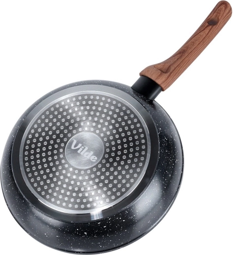 Kompatibilná so všetkými typmi sporákov vrátane indukcie