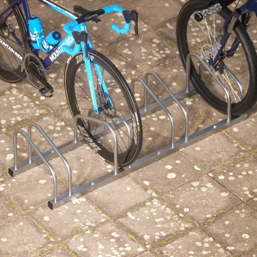 Úsporné a prehľadné parkovanie až pre 5 bicyklov