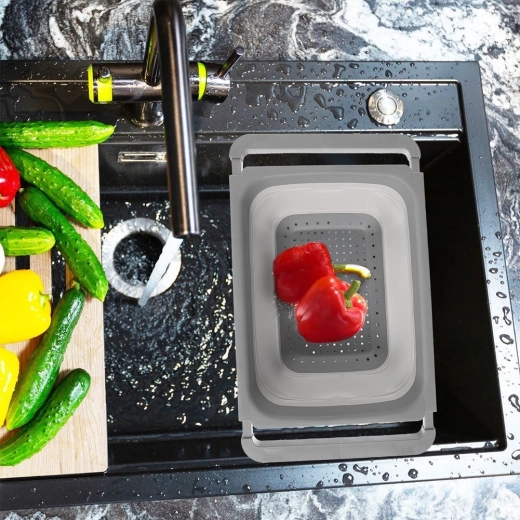 Výsuvné madlá na použitie nad drezom