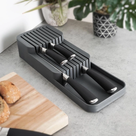 Kompaktný dizajn do zásuvky aj na linku