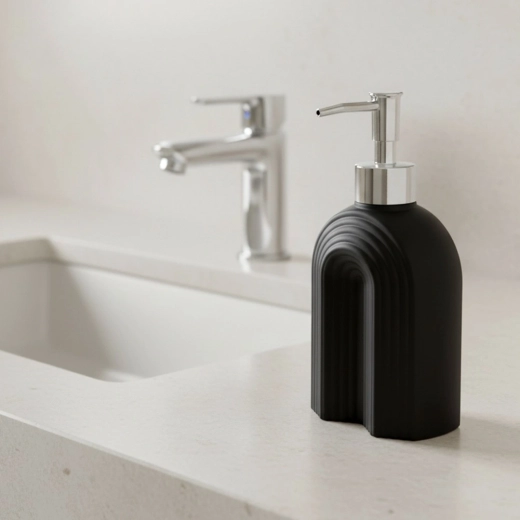 Moderný matný čierny dizajn