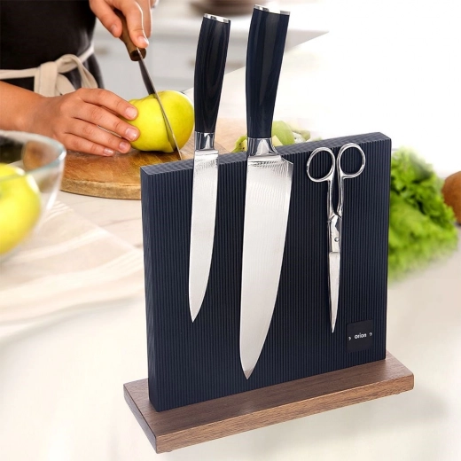 Obojstranná magnetická plocha pre viac úložného priestoru