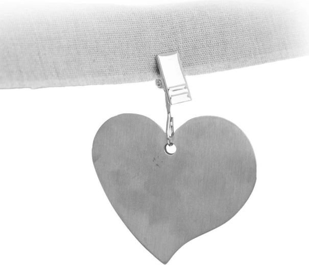 Spoľahlivé zaistenie obrusu aj vo vetre