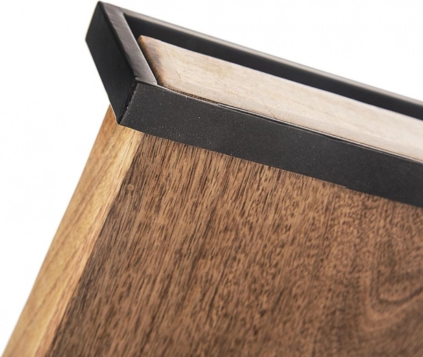 Zvýšené okraje a ochrana povrchov