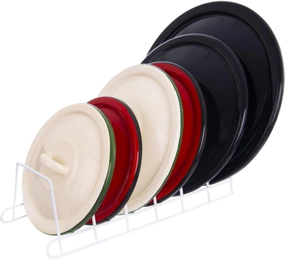 Odolná kovová konštrukcia v bielej farbe