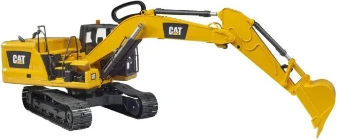 Realistické pásy a otočná kabína