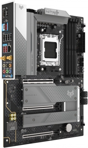 PCIe 5.0 pre grafiku a rýchle úložisko