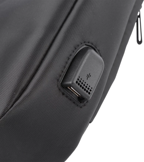 Praktické nabíjanie cez externý USB port
