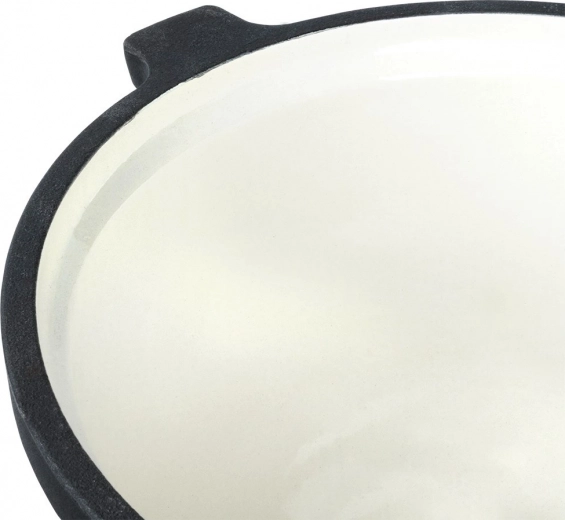 Smaltovaný vnútorný povrch pre ľahké čistenie