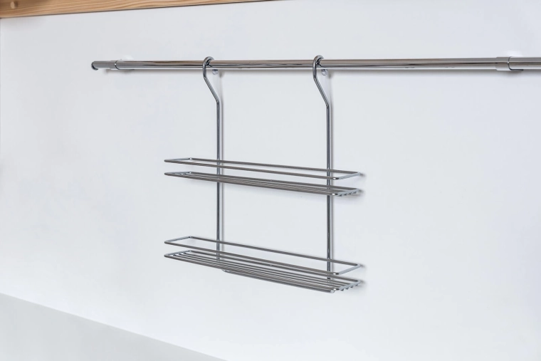 Pevná chrómovaná konštrukcia