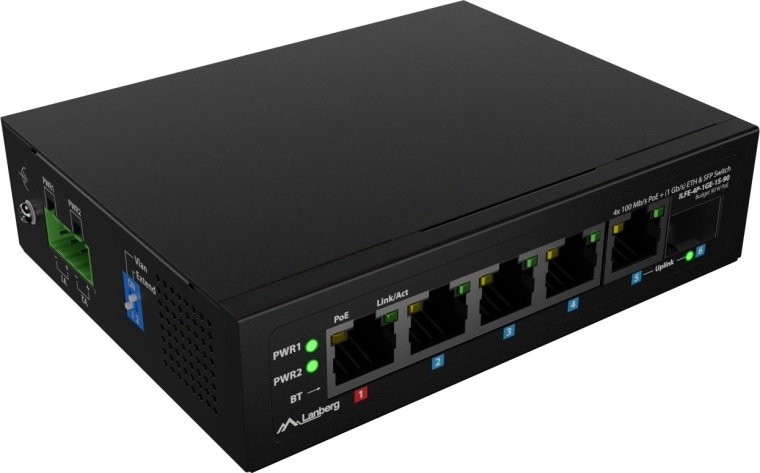 Uplink 1GbE a SFP pre spoľahlivú chrbticovú sieť