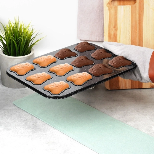 Rovnomerné pečenie do 230 °C