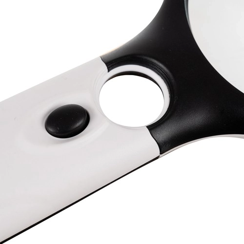 Ergonomická rukoväť a jednoduché ovládanie jedným tlačidlom