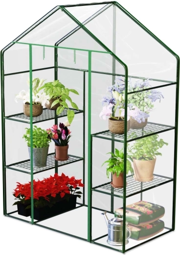 Dve rady políc a pohodlný prístup