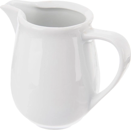 Kvalitný biely porcelán