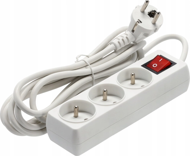 Pohodlné napájanie troch zariadení